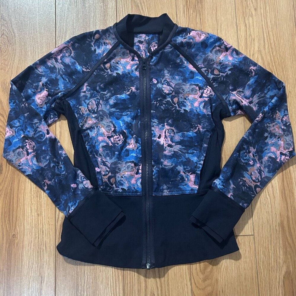 Lululemon If You're Lucky Jacket Sz 6 Moody Mirage Bark Berry Deep Naval Blue